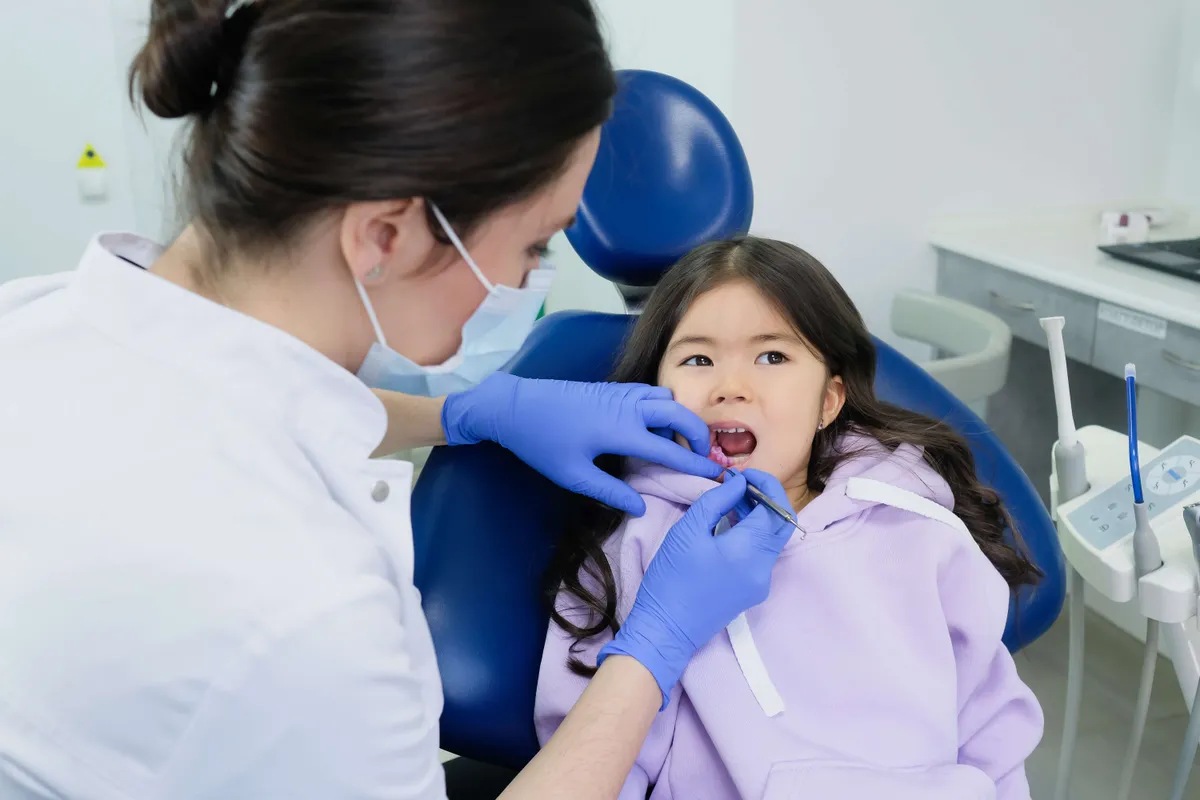 Anak Tidak Mau Ke Dokter Gigi? Lakukan Cara Ini!